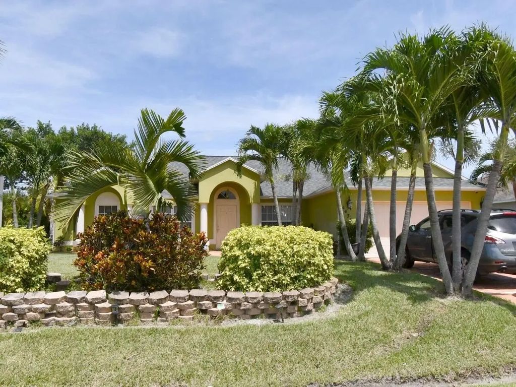 4435 Sw Masefield Street, Port St. Lucie