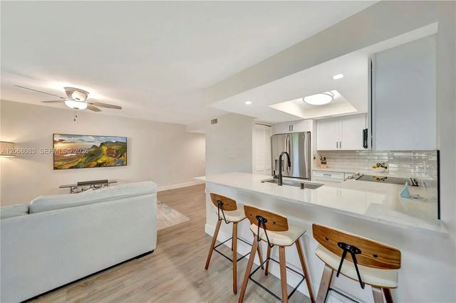 4 of 22 - 12455 Sw 93rd Terrace #403t, Miami, FL