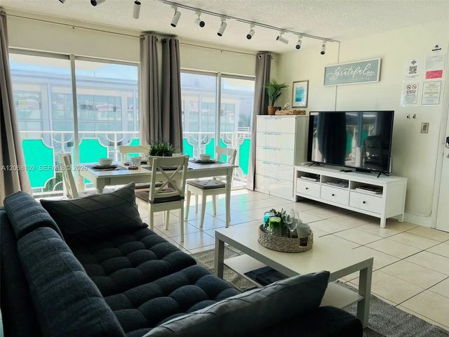 1732 Meridian Avenue #701, Miami Beach