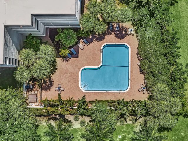 23200 Camino Del Mar #apt 106, Boca Raton