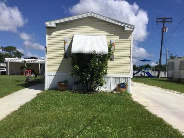 2 of 40 - 5000 Se Federal Highway #193, Stuart, FL