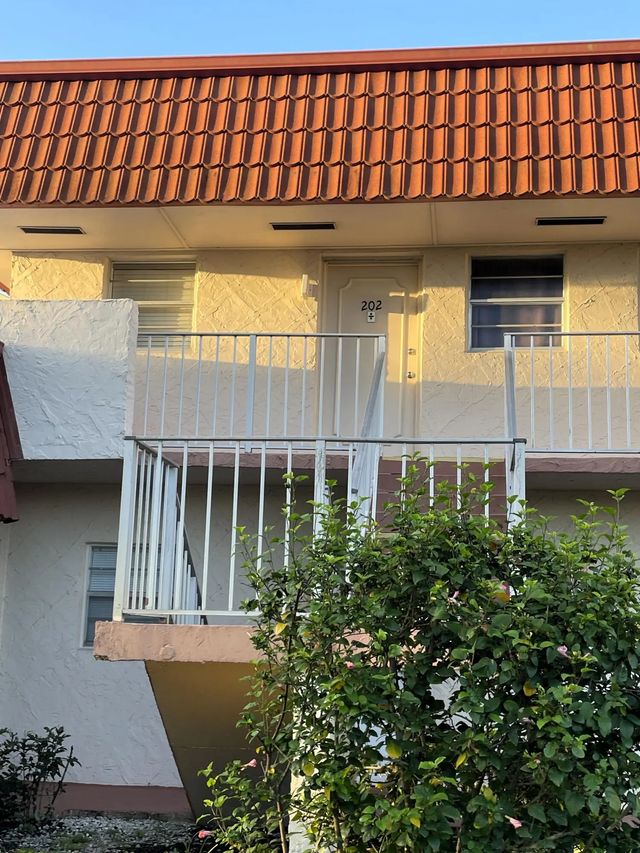 2 of 37 - 12011 Poinciana Boulevard S #202, Royal Palm Beach, FL