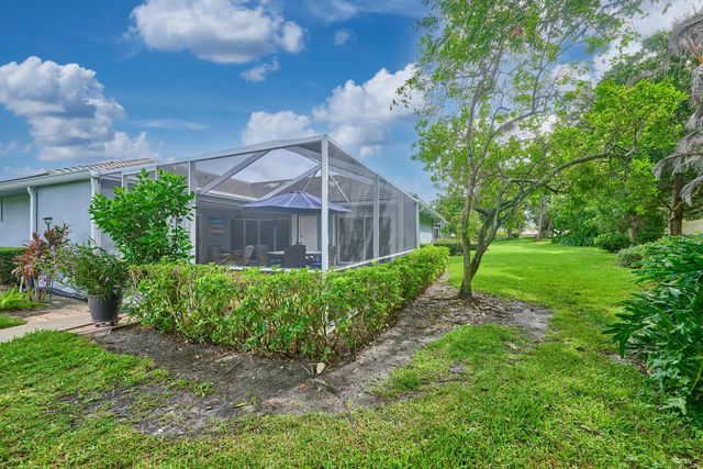 4 of 43 - 1202 Nw Sun Terrace Circle #24d, , FL