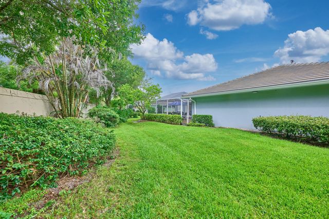 5 of 43 - 1202 Nw Sun Terrace Circle #24d, , FL