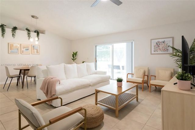 2 of 25 - 1085 Indian Ridge Trail E, Kissimmee, FL