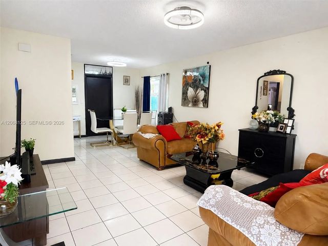 3 of 22 - 2745 Nw 7th Court, Fort Lauderdale, FL