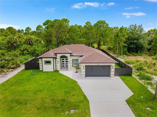 942 E Kanuga Street, Lehigh Acres