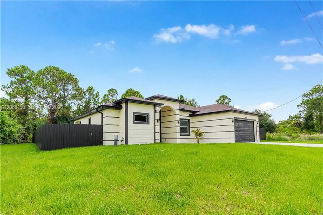 3 of 49 - 942 E Kanuga Street, Lehigh Acres, FL