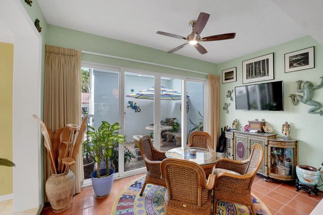 5 of 74 - 4114 W Palm Aire Drive #141b, Pompano Beach, FL