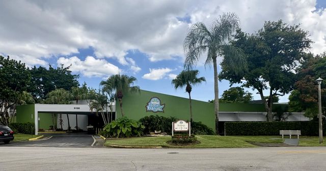 9200 Lime Bay Boulevard, Tamarac