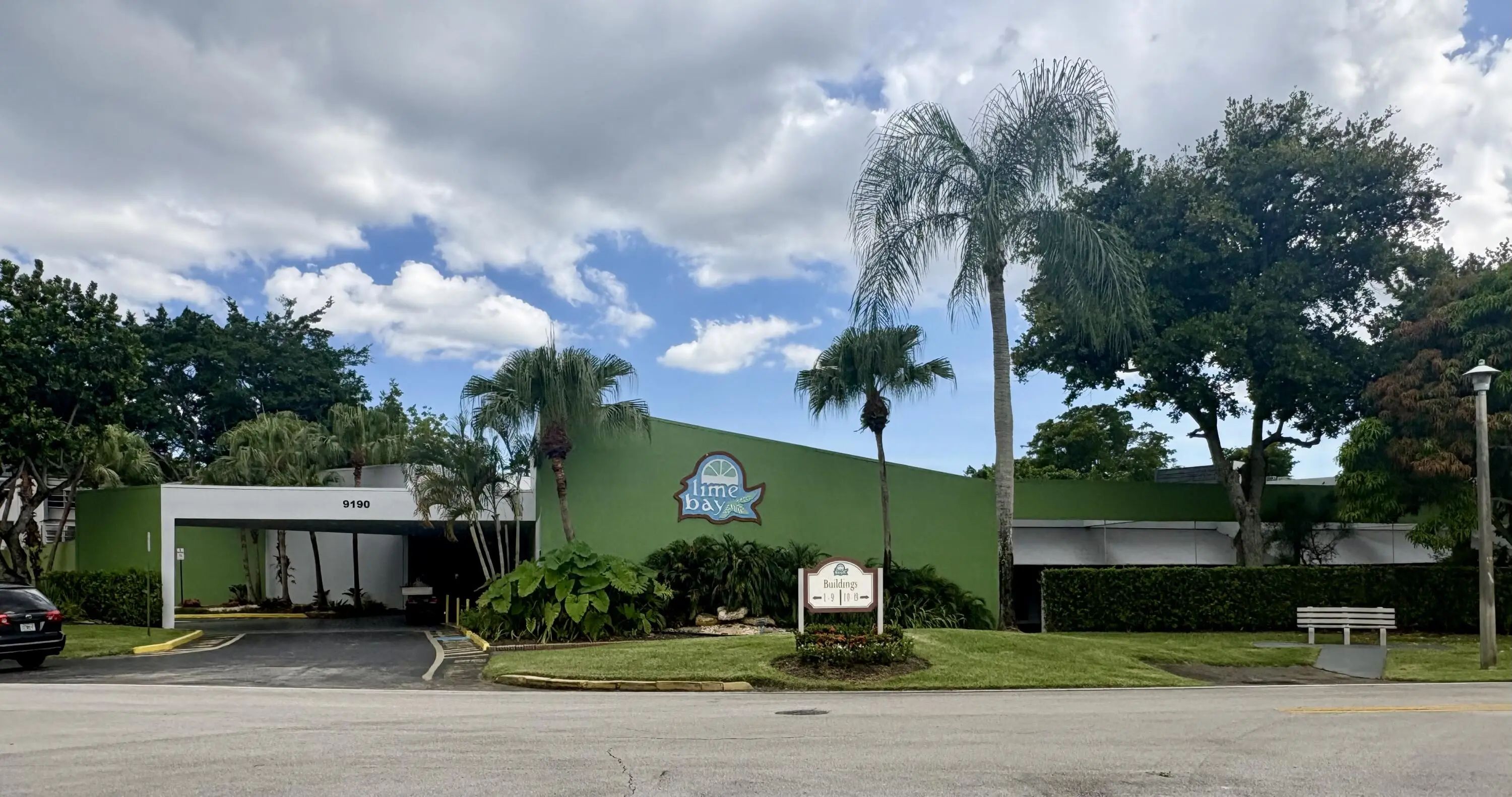 9200 Lime Bay Boulevard, Tamarac