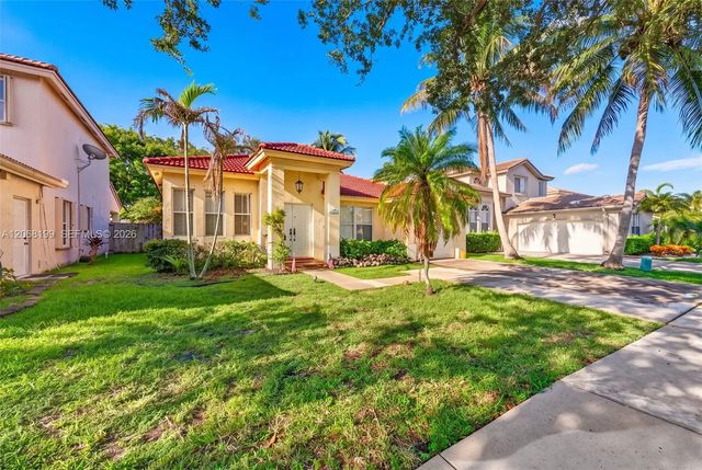 3 of 44 - 13976 S Cypress Cove Circle, Davie, FL