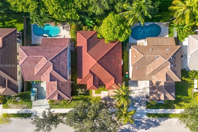 5 of 44 - 13976 S Cypress Cove Circle, Davie, FL
