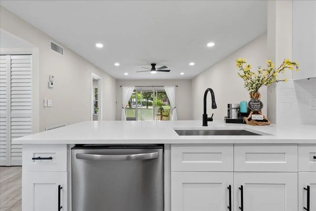 5 of 42 - 742 Nantucket Circle, Lake Worth, FL