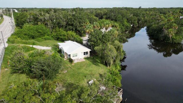 1764 W Midway, Fort Pierce