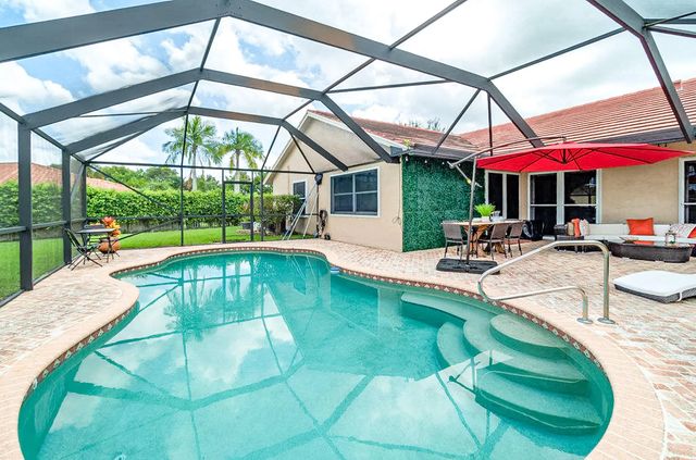 4 of 5 - 10850 Paso Fino Drive, Lake Worth, FL