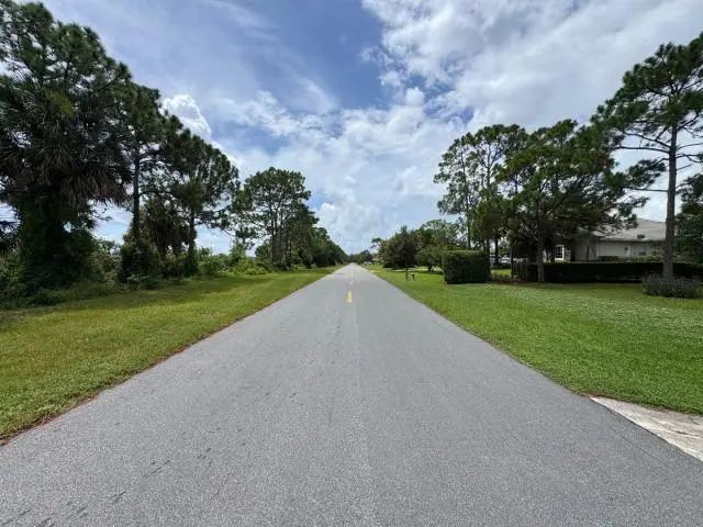 3 of 17 - 18554 Se Old Trail Drive E, Jupiter, FL