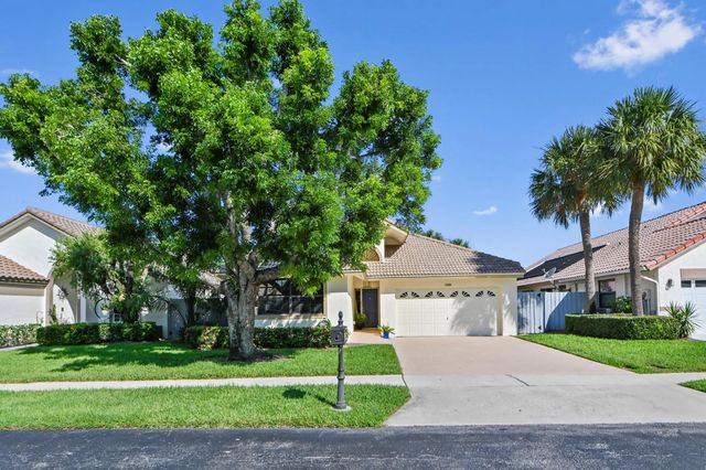 2 of 52 - 108 Executive Circle, Boynton Beach, FL