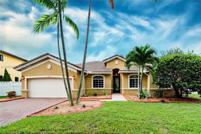 2823 Poinciana Circle, Cooper City