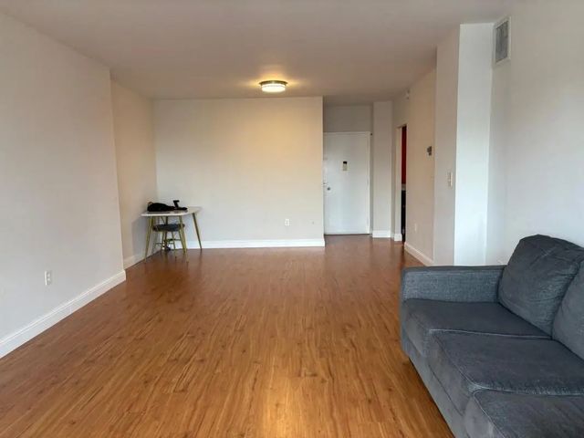 4 of 6 - 1965 S Ocean Drive #16p, Hallandale Beach, FL