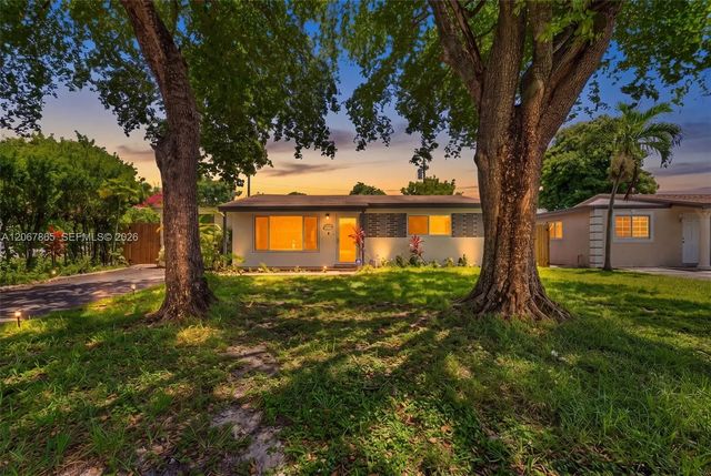 4 of 25 - 6919 Sw 22nd Court, Miramar, FL