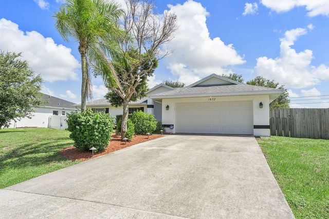 1632 Sw Alvaton Avenue, Port St. Lucie
