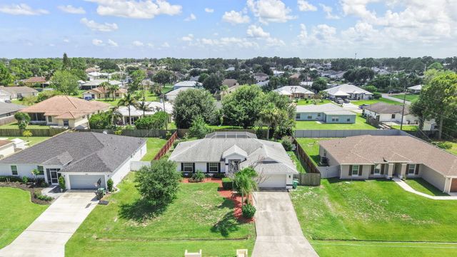 2 of 39 - 1632 Sw Alvaton Avenue, Port St. Lucie, FL