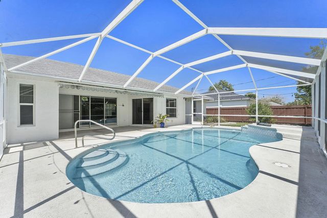 3 of 39 - 1632 Sw Alvaton Avenue, Port St. Lucie, FL