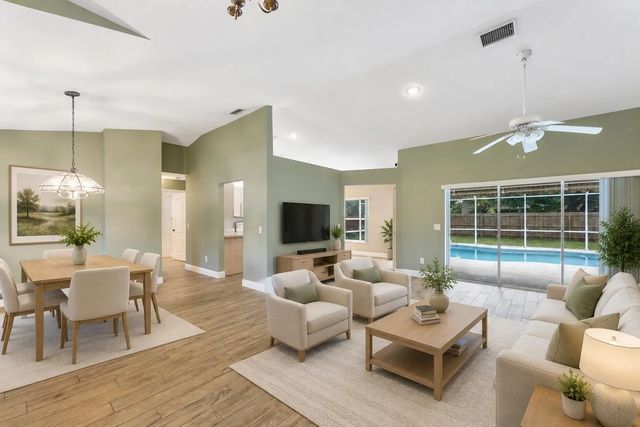 4 of 39 - 1632 Sw Alvaton Avenue, Port St. Lucie, FL