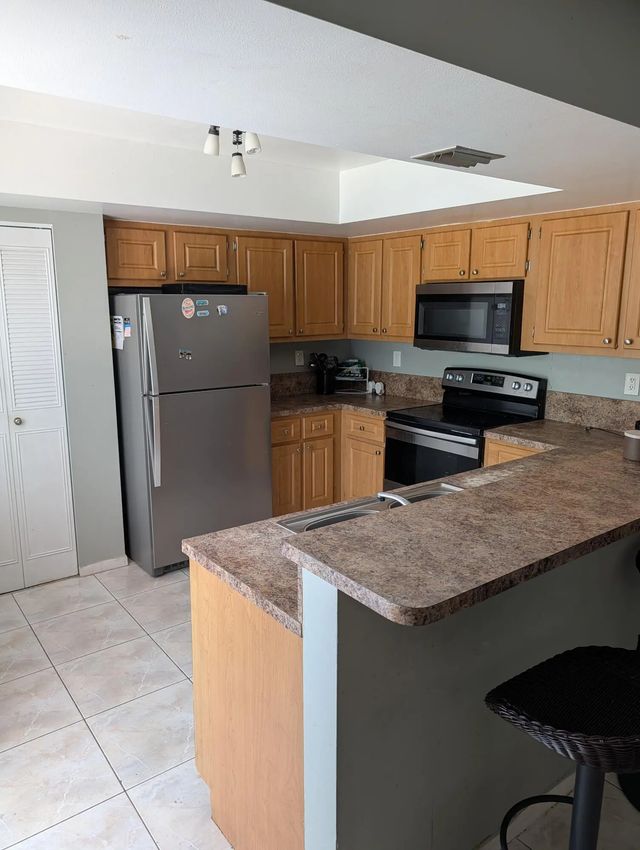 3 of 7 - 12055 Basin Street N, Wellington, FL
