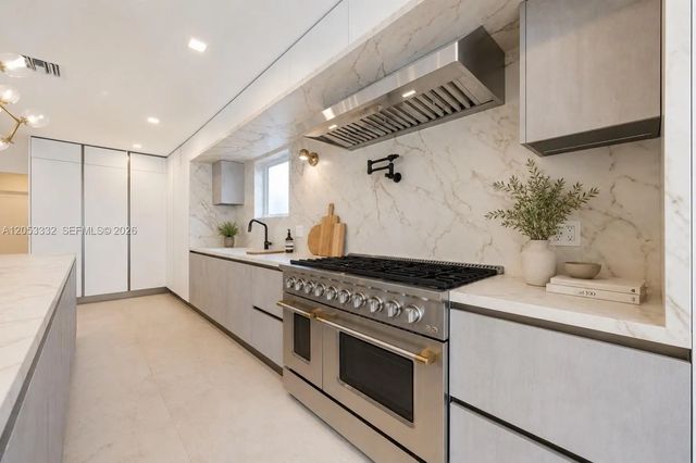 5 of 40 - 2273 Bayview Lane, North Miami, FL
