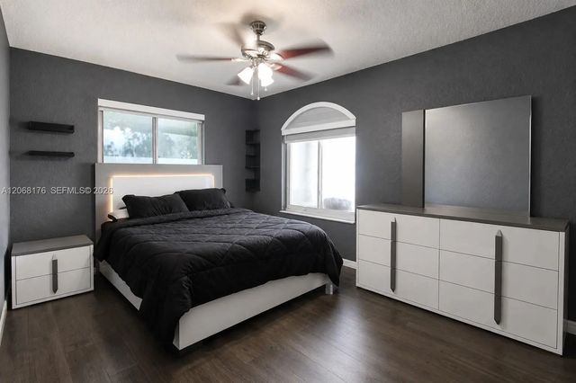 5 of 27 - 9733 Nw 126th Terrace, Hialeah Gardens, FL