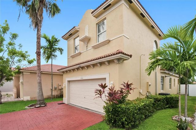 3 of 21 - 3710 Ne 22nd Place, Homestead, FL