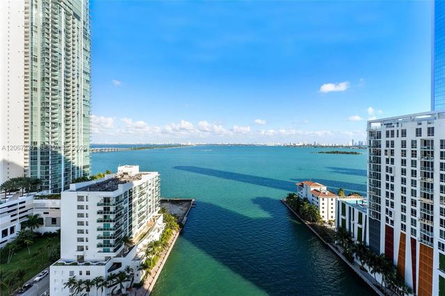 4 of 25 - 460 Ne 28th Street #1803, Miami, FL