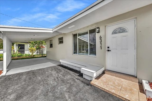 2 of 52 - 6311 Sw 2nd Street, Margate, FL