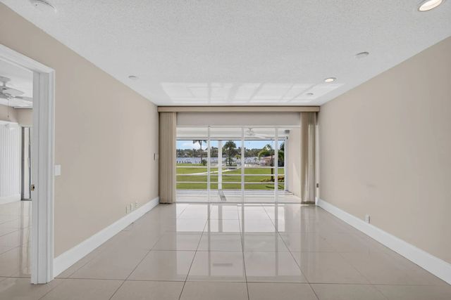 5 of 42 - 478 Tequesta Drive #204, Tequesta, FL
