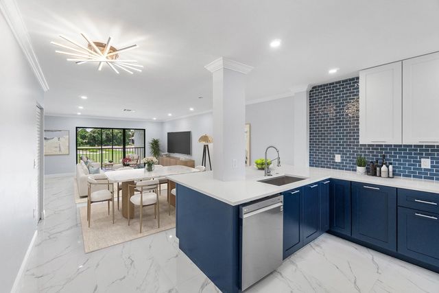 2 of 69 - 15 Southport Lane #d, Boynton Beach, FL