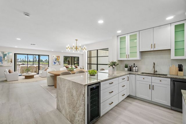 23 Southport Lane #h, Boynton Beach