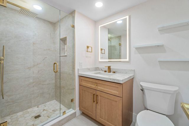 4 of 67 - 23 Southport Lane #h, Boynton Beach, FL