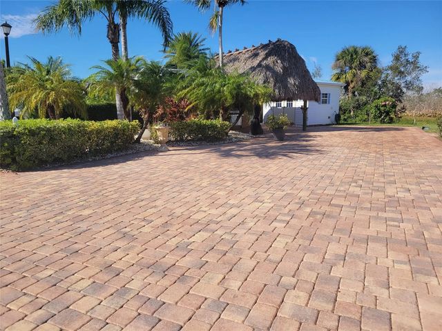 2 of 10 - 605 Sw 40th Cove, Okeechobee, FL