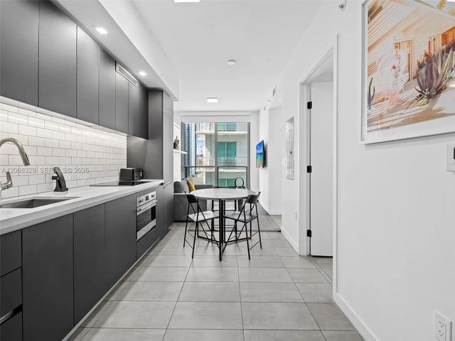 2 of 25 - 227 Ne 2nd Street #1807, Miami, FL
