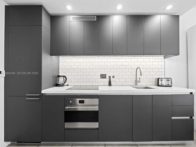 3 of 27 - 227 Ne 2nd Street #2501, Miami, FL