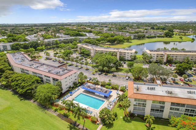3 of 33 - 3205 Portofino Point #b4, Coconut Creek, FL