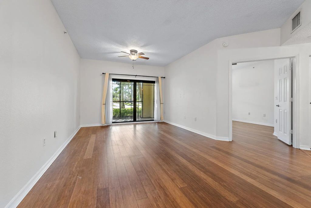 3020 Alcazar Place #106, Palm Beach Gardens