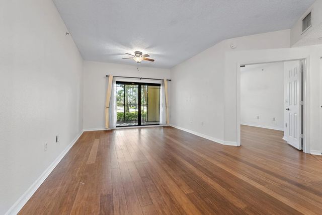 3020 Alcazar Place #106, Palm Beach Gardens