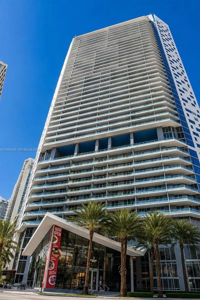 1300 Brickell Bay Drive #3400, Miami