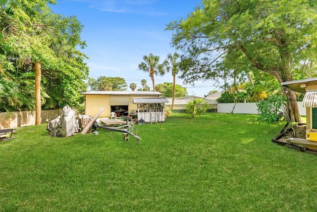 4 of 6 - 330 Nw 32nd Court, Oakland Park, FL