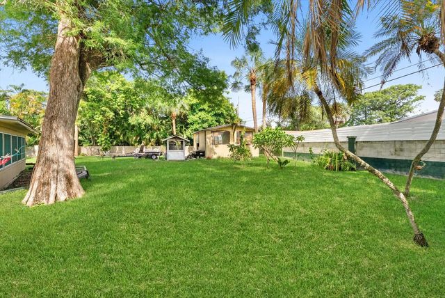 5 of 6 - 330 Nw 32nd Court, Oakland Park, FL