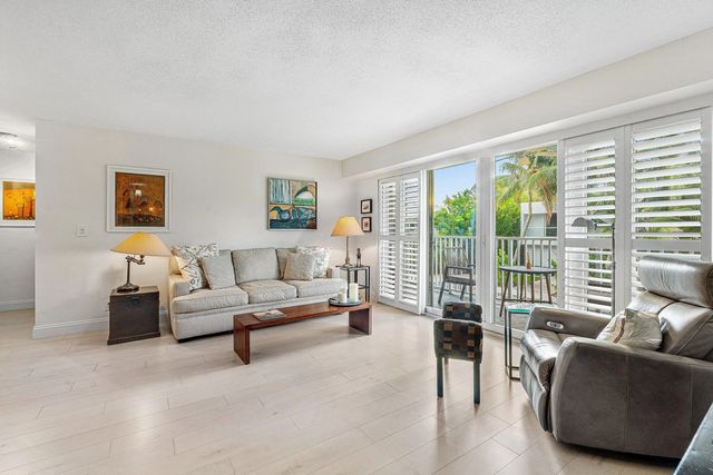 2 of 25 - 223 Atlantic Avenue #2b, Palm Beach, FL