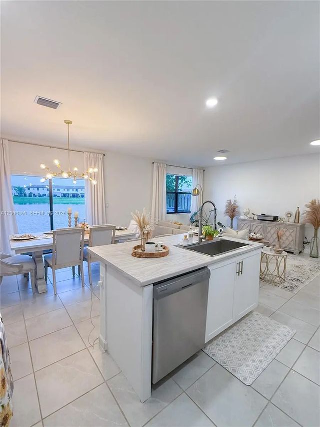 5 of 32 - 10095 Sw 231 Lane #., Miami, FL